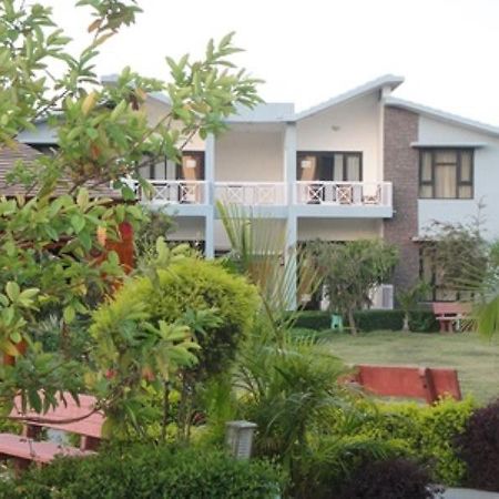 Anand Corbett Aamod Resort & Spa Corbett National Park 外观 照片